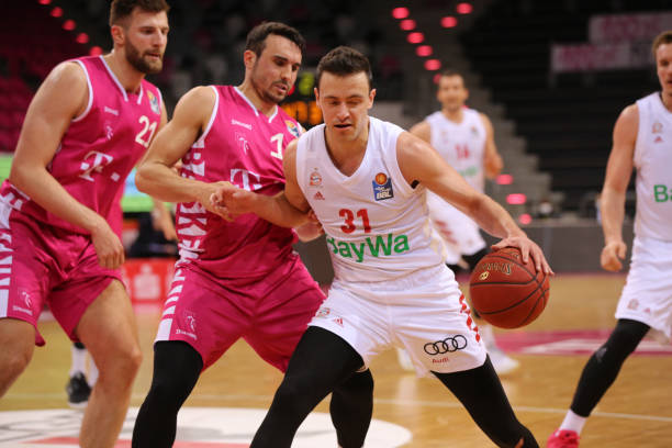 的非洲神锋 的非洲神锋