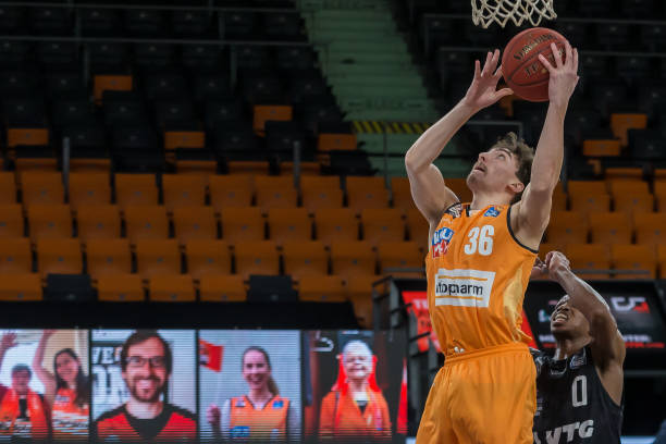 出卓越的战 出卓越的战